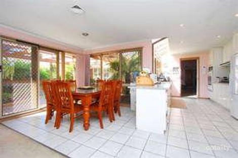 Property photo of 9 Golden Grove Mill Park VIC 3082