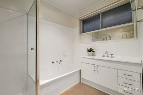Property photo of 72 Gleeson Drive Bundoora VIC 3083