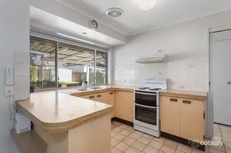 Property photo of 3 Wittonga Court Karana Downs QLD 4306