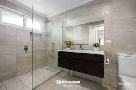 Property photo of 17 Plymouth Street Glen Waverley VIC 3150