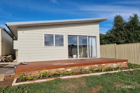 8 Somerset Pl, Crookwell, NSW 2583