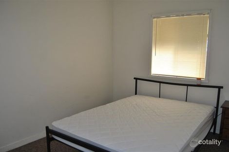 Property photo of 2/56 Northcott Parade Mount Austin NSW 2650