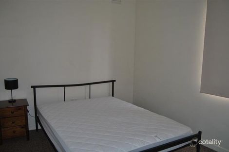 Property photo of 2/56 Northcott Parade Mount Austin NSW 2650