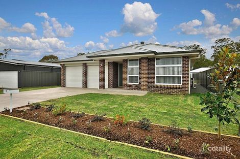 9 Silvereye Cl, South Nowra, NSW 2541