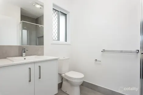 Property photo of 34 Serenity Drive Southside QLD 4570