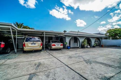 Property photo of 238 Erindale Road Hamersley WA 6022