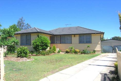 27 Sanananda Rd, Holsworthy, NSW 2173