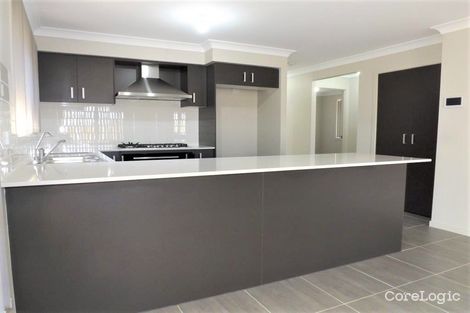 Property photo of 6 Clowes Street Elderslie NSW 2570