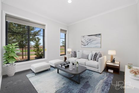Property photo of 48 Ruislip Avenue Strathtulloh VIC 3338