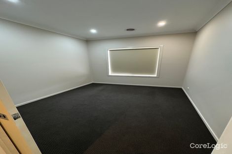 Property photo of 35 Starling Avenue Tarneit VIC 3029