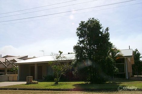 11 Salter St, Kepnock, QLD 4670