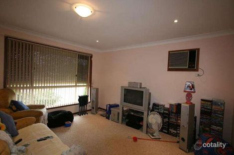 Property photo of 13 Creighton Drive Medowie NSW 2318