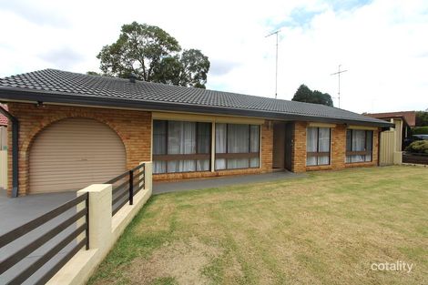 21 Parma Cres, St Helens Park, NSW 2560