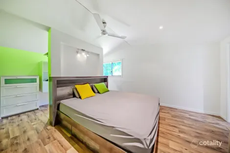 Property photo of 90 Evered Road Stockton QLD 4871