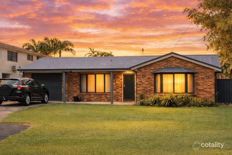 11 Coonowrin Rd, Glass House Mountains, QLD 4518