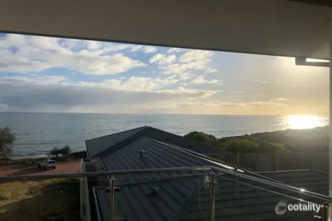 14/17 Royal James Ct, Quinns Rocks, WA 6030