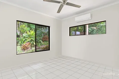 Property photo of 24 Pennine Close Smithfield QLD 4878