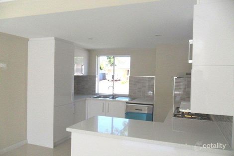 Property photo of 2/28 Redgum Drive Ballajura WA 6066