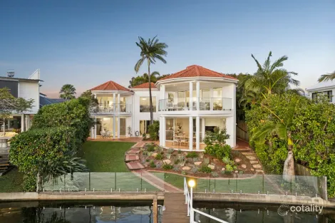 3 Seahorse Pl, Noosaville, QLD 4566