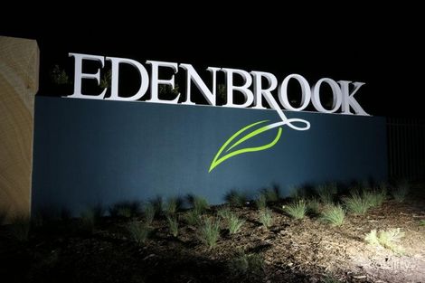 16 New Haven Way, Parkhurst, QLD 4702