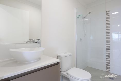 Property photo of 2/5 Therese Circuit Augustine Heights QLD 4300