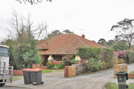 Property photo of 1/11A Hollsmoor Road Camberwell VIC 3124