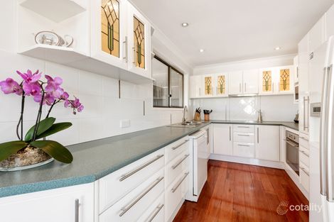 Property photo of 6 Edzell Place Carindale QLD 4152
