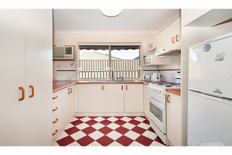 8/14 Graetz Ct, Lavington, NSW 2641