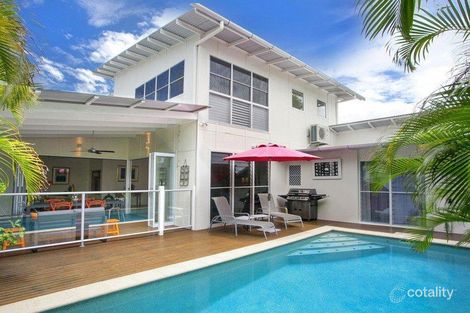 18 Currawong St, Noosa Heads, QLD 4567