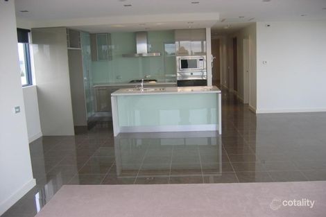 5/8 Clay Dr, Doncaster, VIC 3108