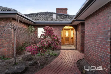 Property photo of 85 Bulla Road Bulla VIC 3428