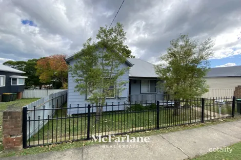 83 Macquarie Rd, Cardiff, NSW 2285