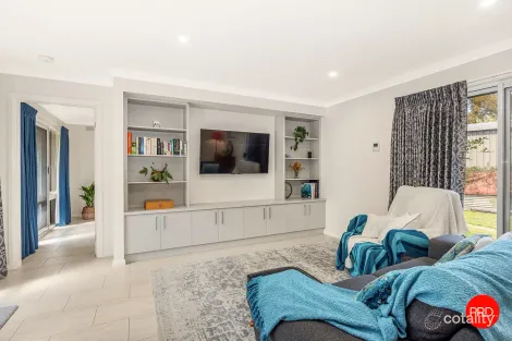 Property photo of 15 Dean Drive Kialla VIC 3631