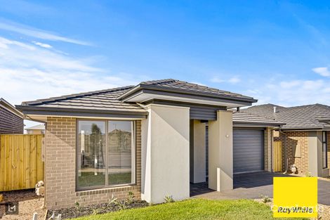 Property photo of 28 Chapelton Way Werribee VIC 3030