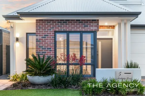 Property photo of 5 Aventurine Road Treeby WA 6164
