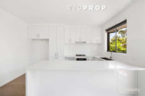 Property photo of 2/42 Gillard Street Burwood VIC 3125