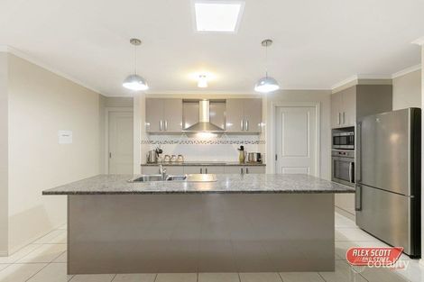 Property photo of 3 Blossom Road Cowes VIC 3922