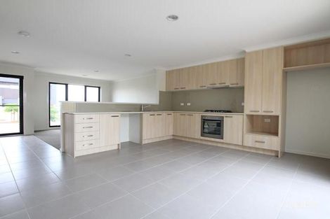 Property photo of 20 Spinnaker Rise Point Cook VIC 3030
