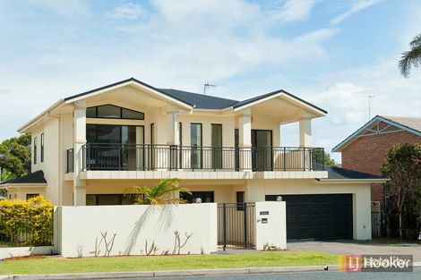 Property photo of 3B Messines Street Shoal Bay NSW 2315