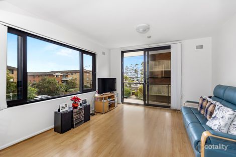 Property photo of 3/91 Howard Avenue Dee Why NSW 2099