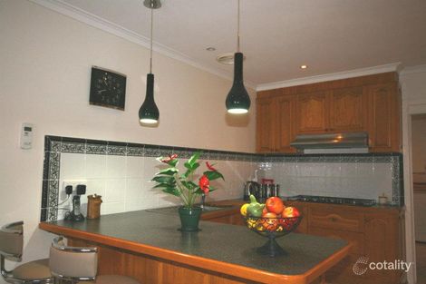 Property photo of 30 Reaburn Avenue St Albans VIC 3021