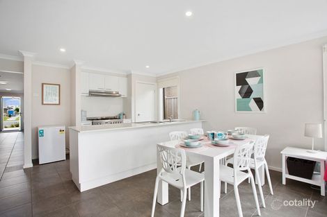 Property photo of 10 Fenway Boulevard Clyde North VIC 3978