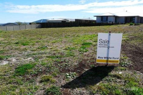 Property photo of 22 Schaefer Court Westbrook QLD 4350