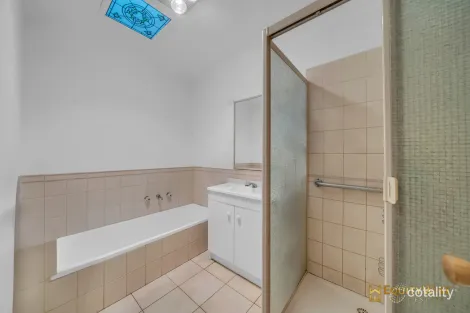 Property photo of 2B Provan Drive Wyndham Vale VIC 3024
