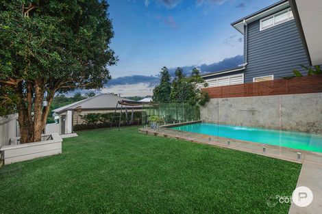 Property photo of 62 Morehead Avenue Norman Park QLD 4170