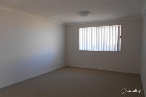 Property photo of 30 Tempranillo Crescent Cessnock NSW 2325