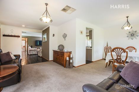 Property photo of 33 Highfield Drive Aberfoyle Park SA 5159