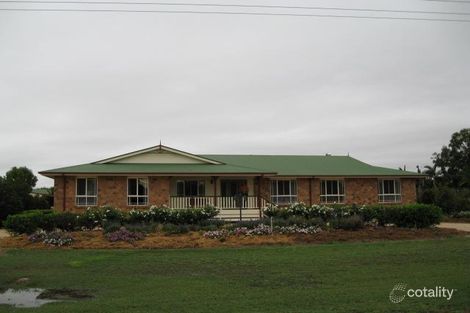 20 Quinn St, Emerald, QLD 4720