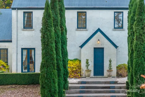 Property photo of 26 Douglas Road Mount Macedon VIC 3441