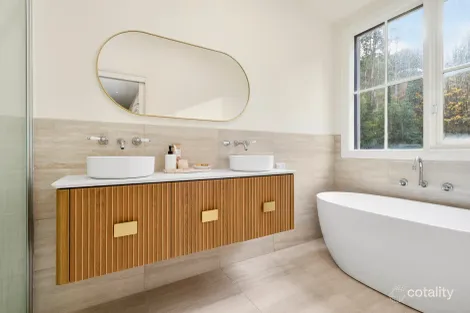 Property photo of 26 Douglas Road Mount Macedon VIC 3441